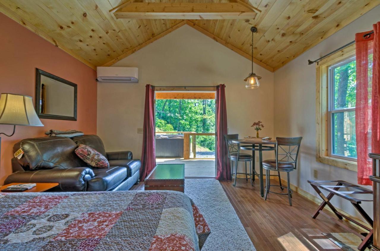 Bryson City Studio With Hot Tub - Near Nantahala! Esterno foto